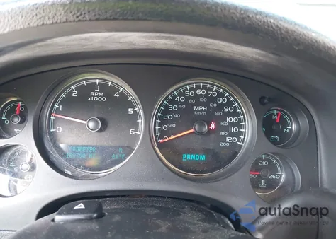 2010 Chevrolet Suburban 1500 Ltz z USA, uszkodzony, nr VIN 1GNUKKE38AR203412